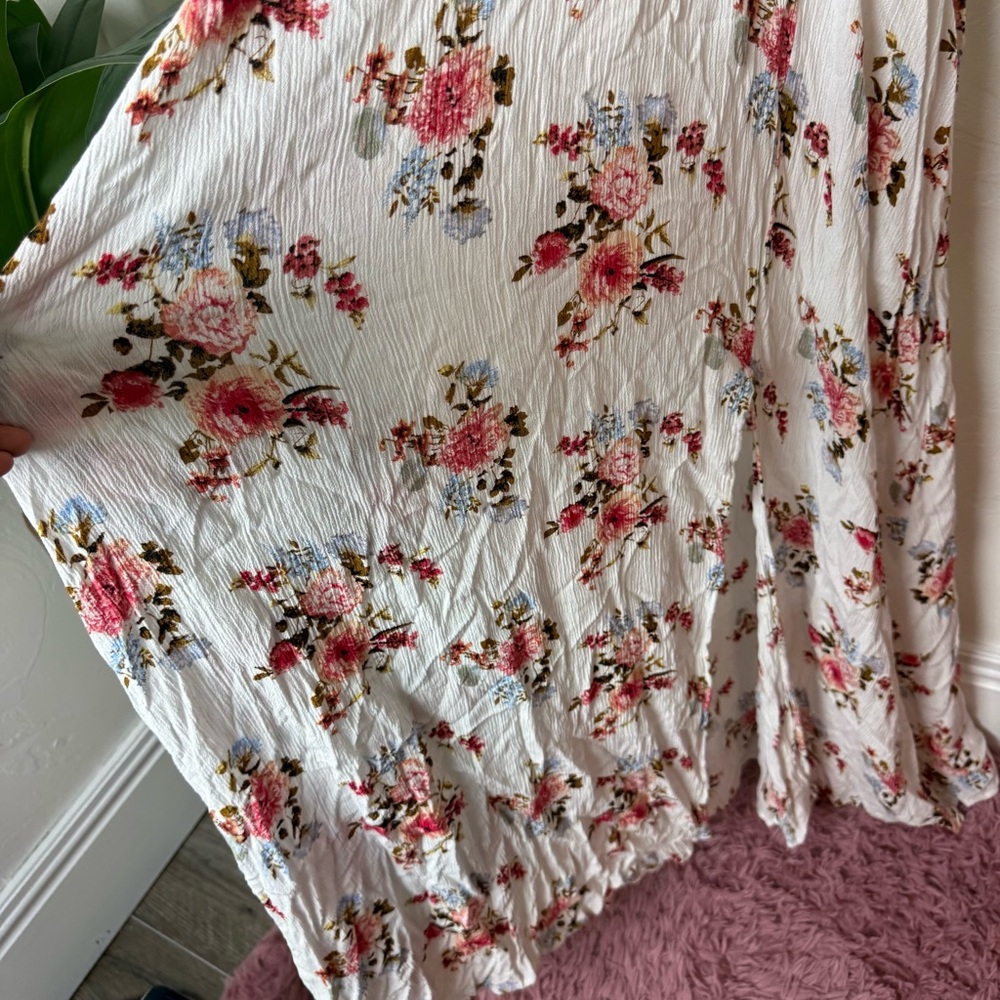 Flower Cream Maxi Dress - Picture 8 of 12